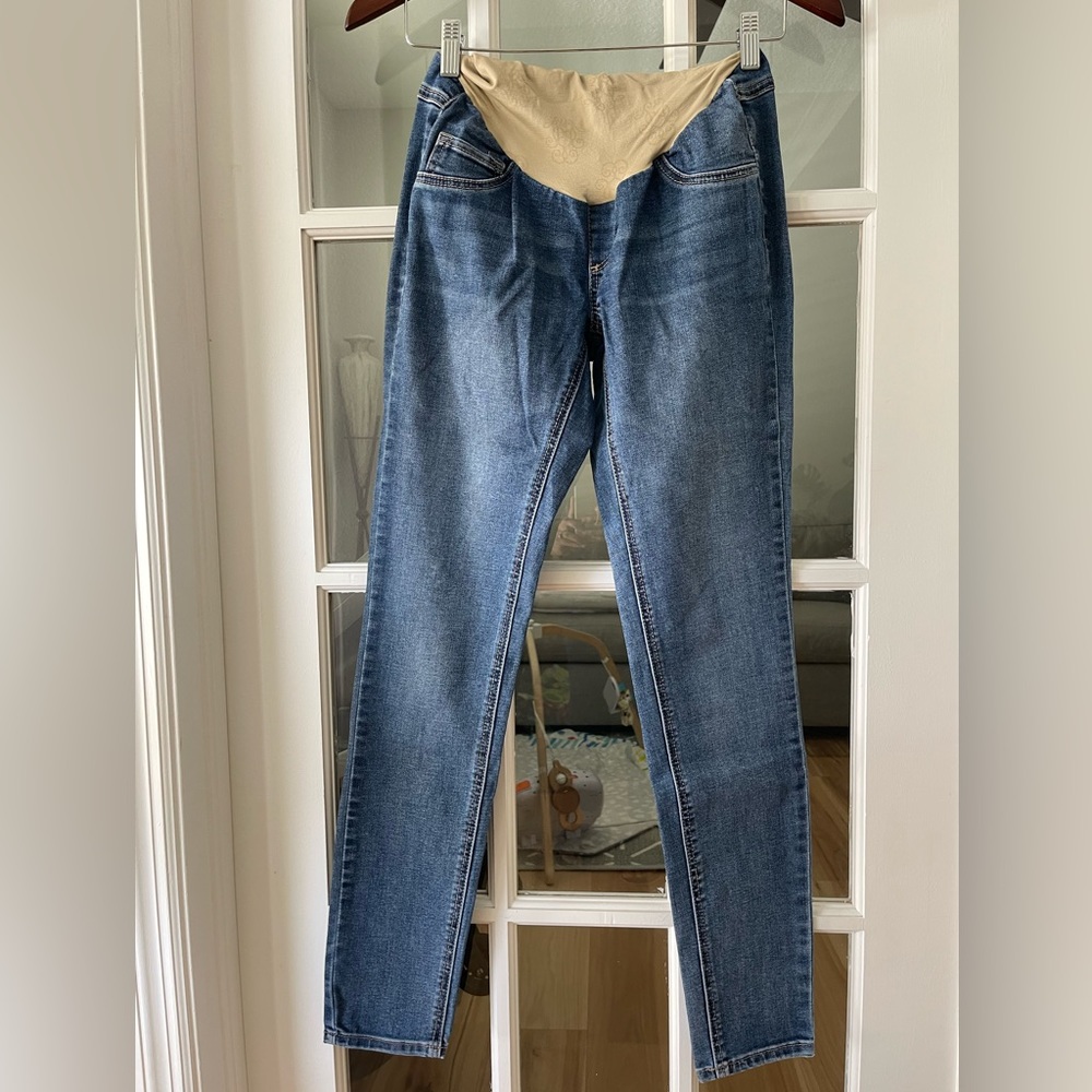 Jessica Simpson Maternity Jeans